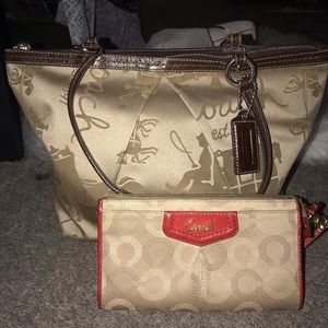 Used Coach tote bags and matching wallet!